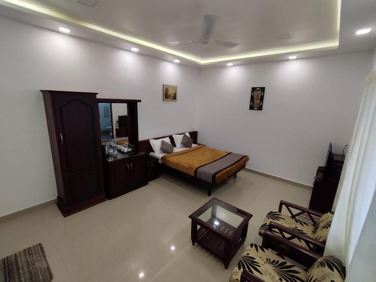 Firefly Resort Kanthalloor Bagian luar foto