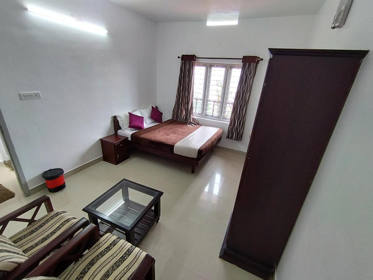 Firefly Resort Kanthalloor Bagian luar foto